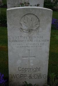 Etaples Military Cemetery - Bartholomew, Nathaniel